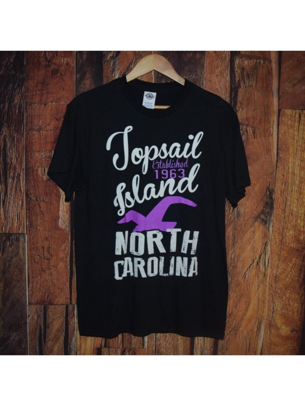 Delta Pro Weight Adult Sz M Top Sail Island North Carolina Souvenir T-Shirt